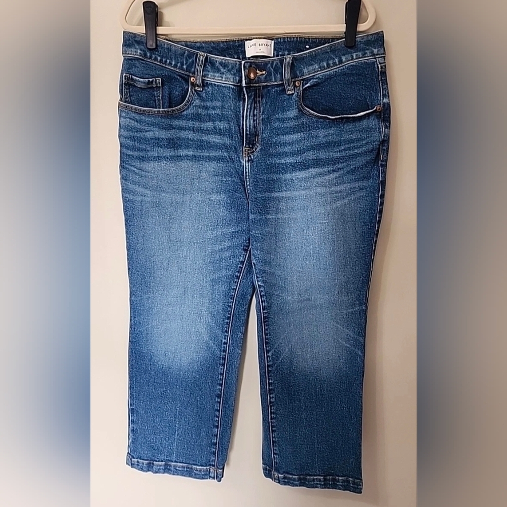 Mid Rise Straight Crop Jeans Light Wash Inseam 22" Lane Bryant 14